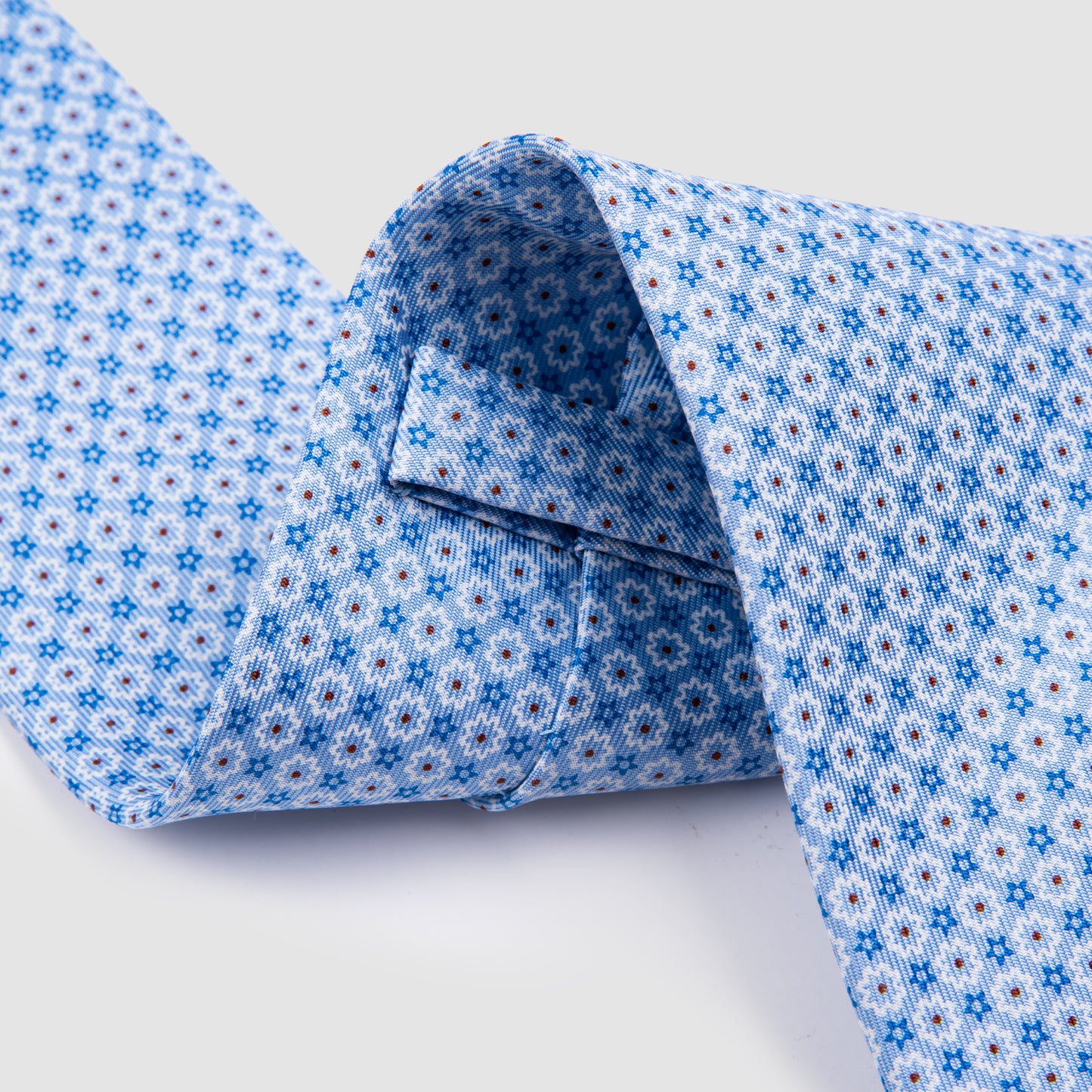 Classic Tie Collection Light Blue/Burgundy