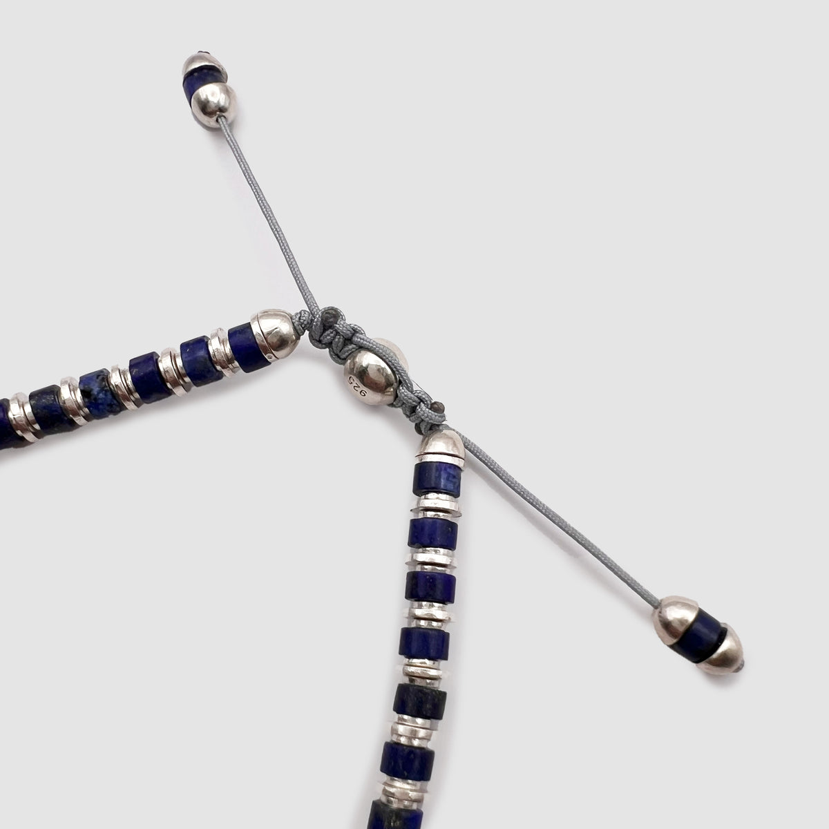 Pulsera Sapet en plata con piedras de lapislázuli