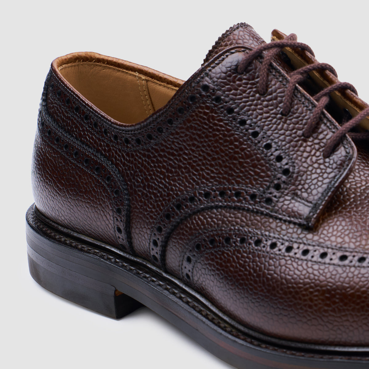 Pembroke, Dark Brown Scotch Grain, Dainite Sole