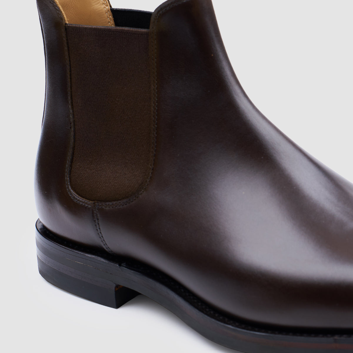 Chelsea 5, Dark Brown Wax Calf, Dainite Sole
