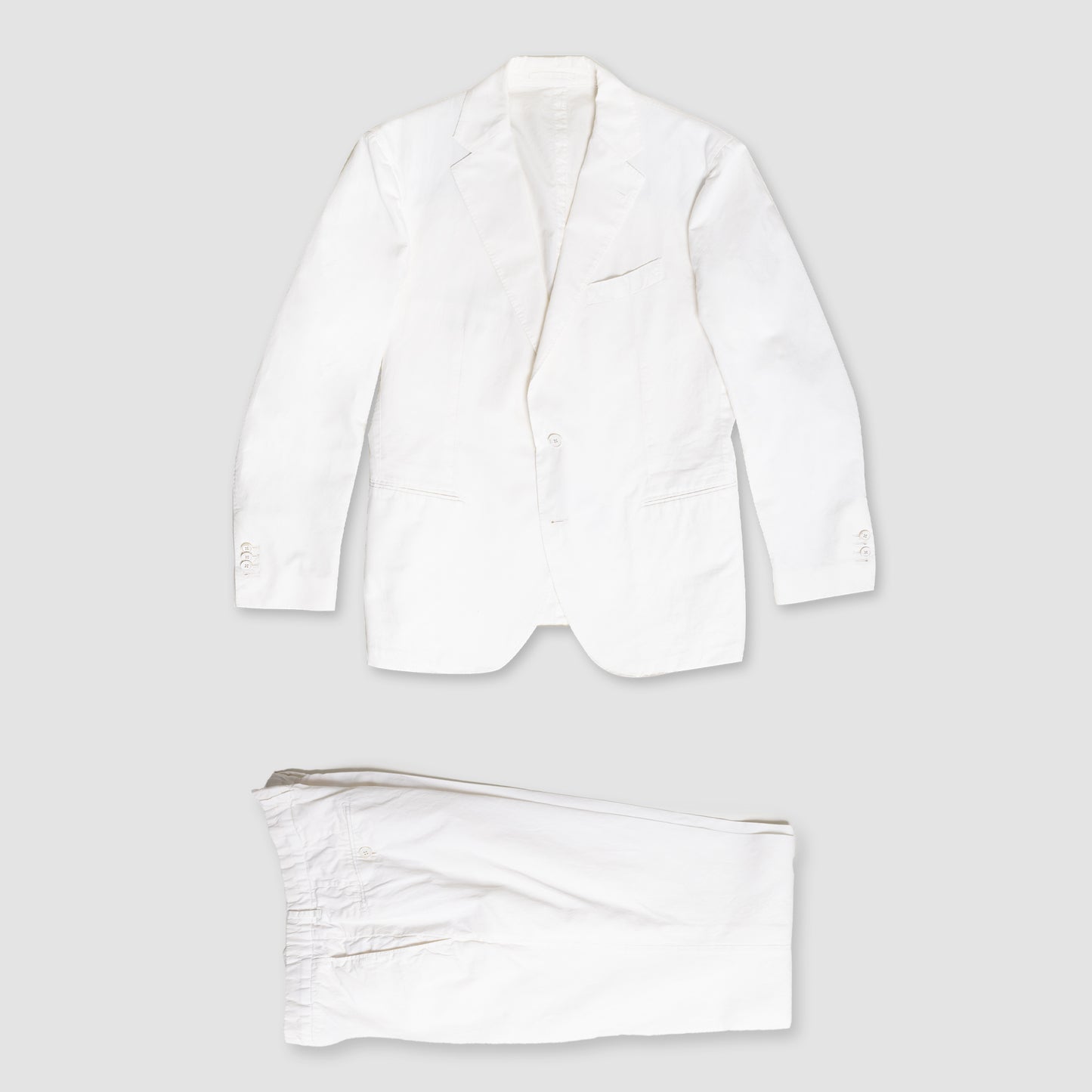 Two piece suit single breasted