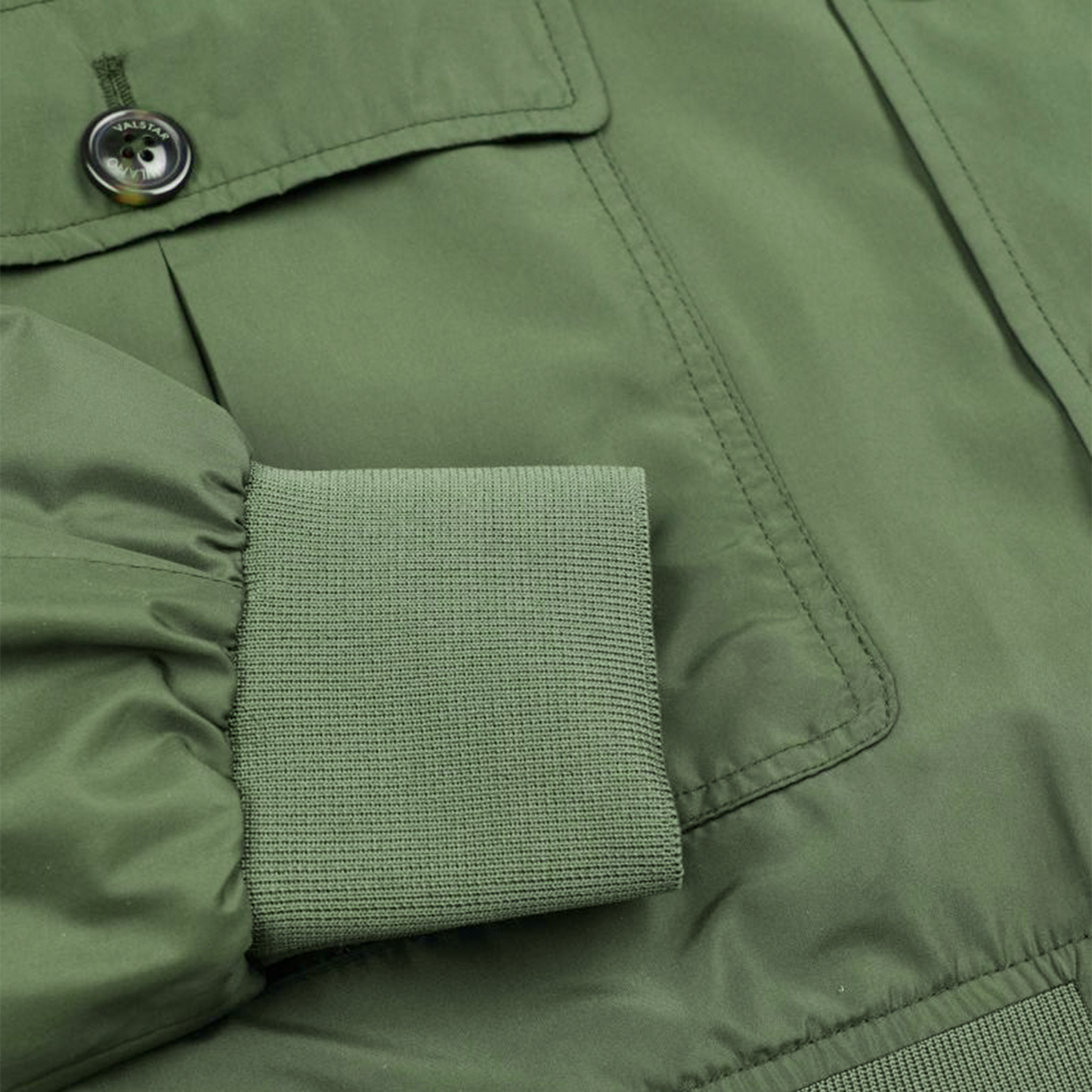 Valstarino Packable Jacket, Water-Repellent in Super Light Fabric - Green