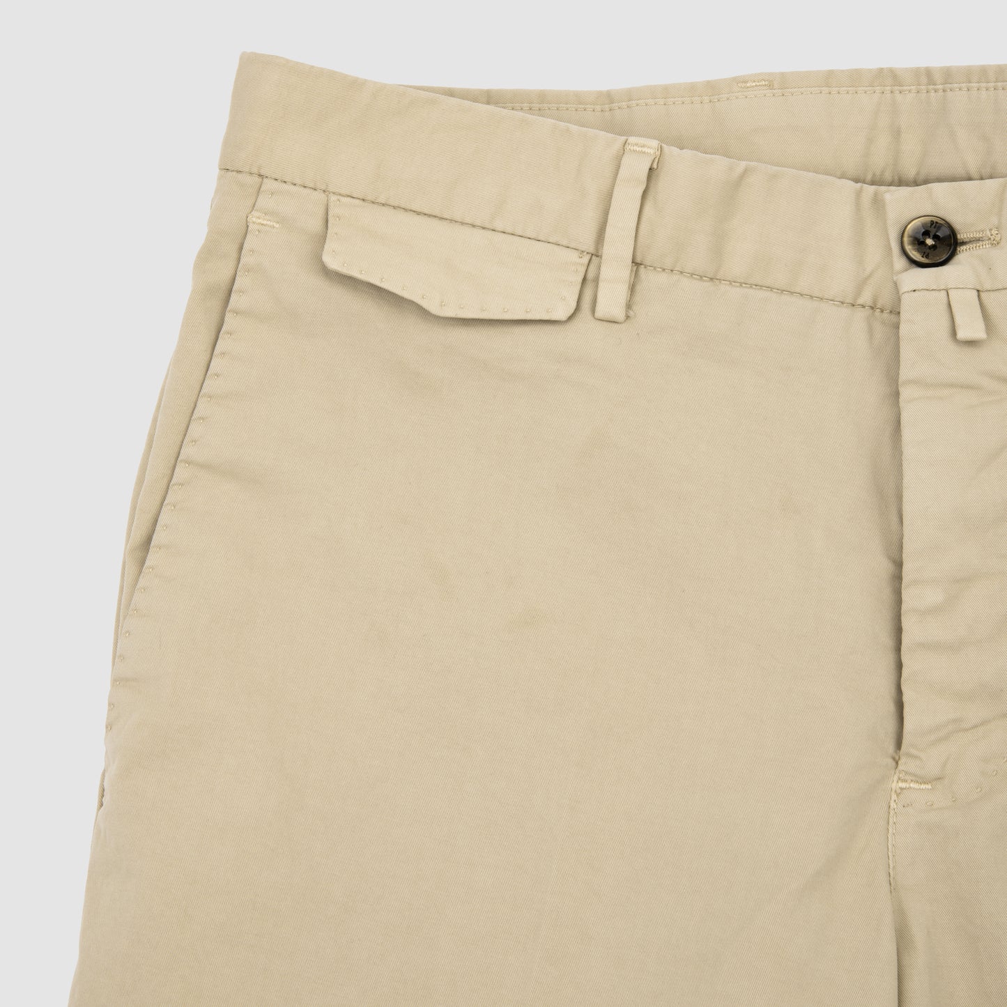 Shorts in Lighweight Stretch Cotton Stone