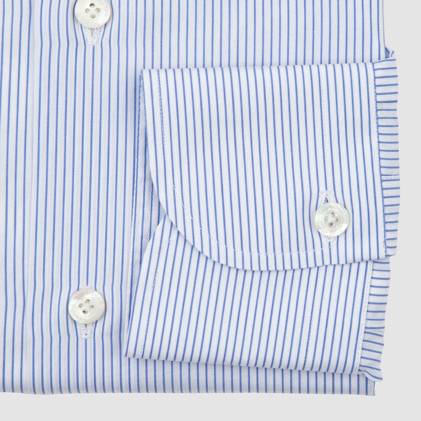 White & Blue striped, Eduardo Spread Collar, Napoli Fit 170/2 Dress Shirt