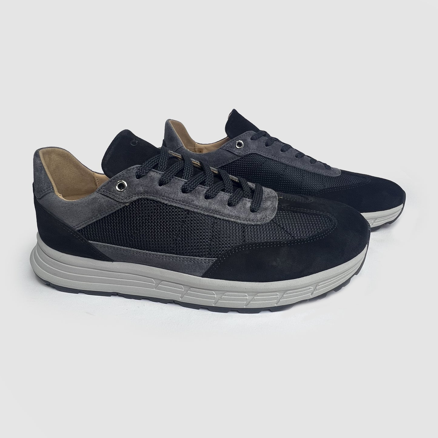 RENNA Mesh Shoes - Black