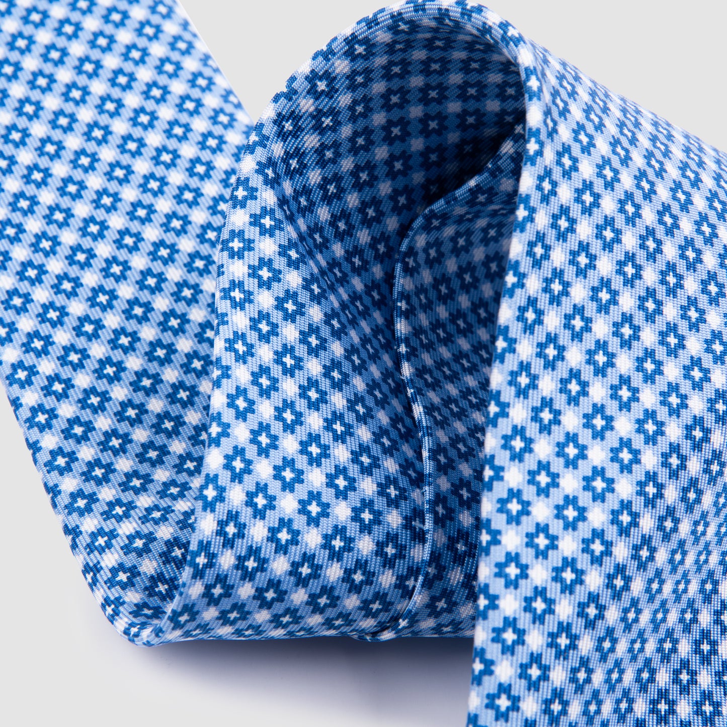 Classic Tie Collection Light Blue/White