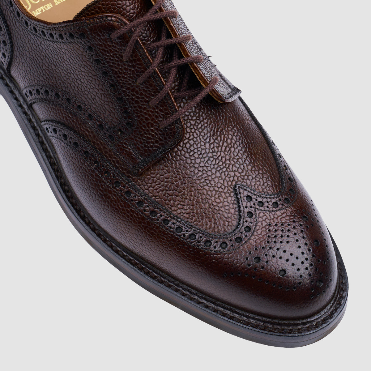 Pembroke, Dark Brown Scotch Grain, Dainite Sole