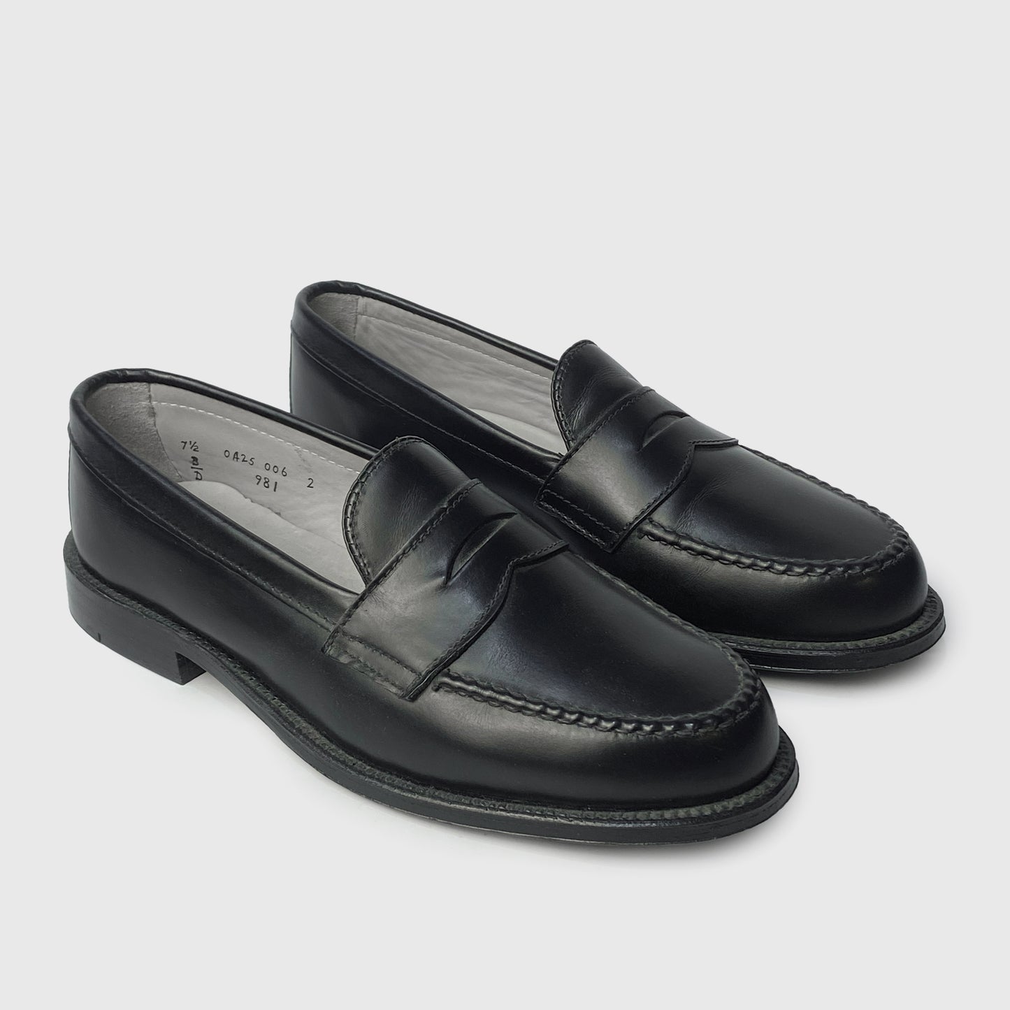 Leisure Handsewn Penny Loafer Black Calfskin 981